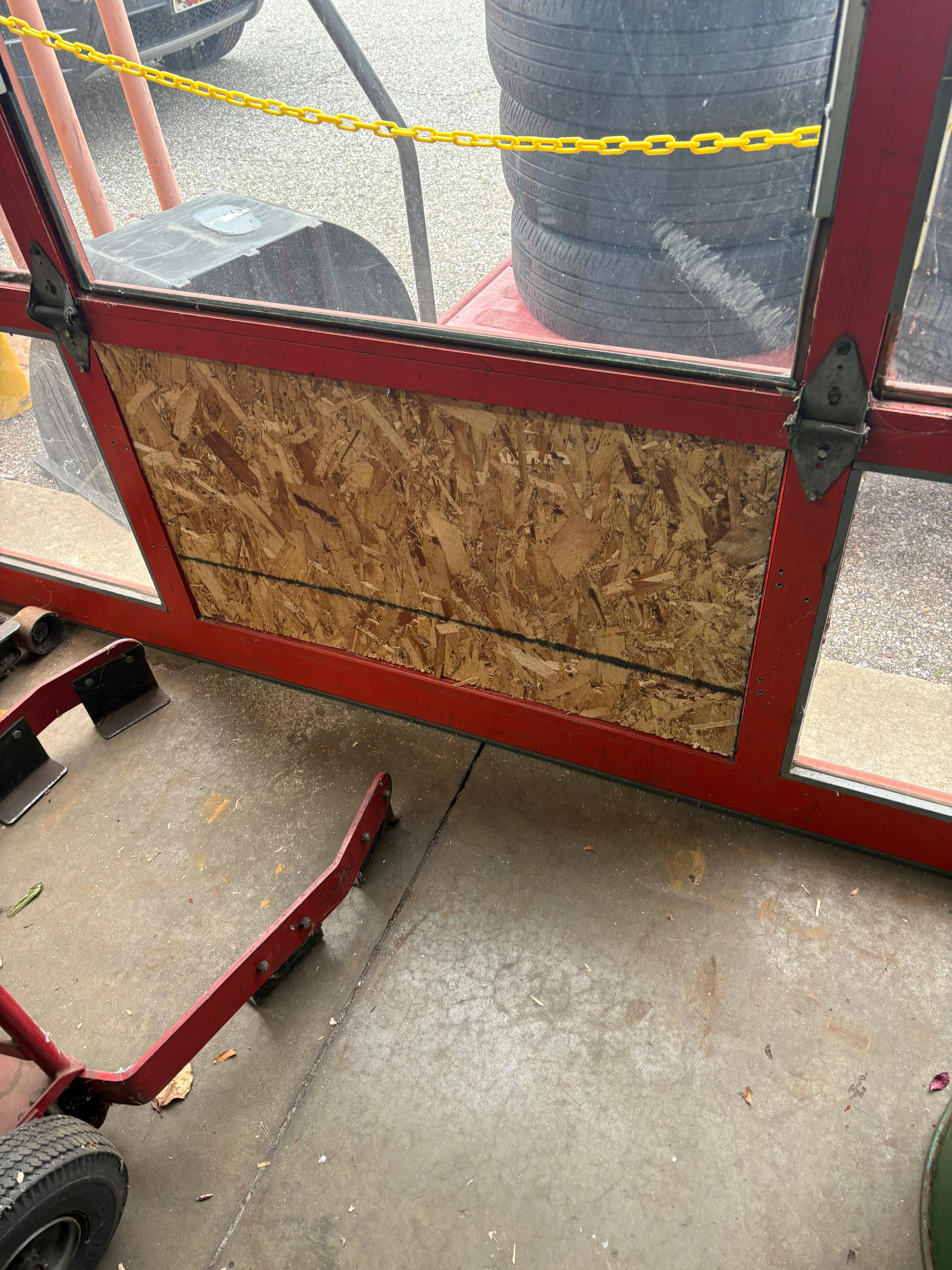 storefront gallery repair 07
